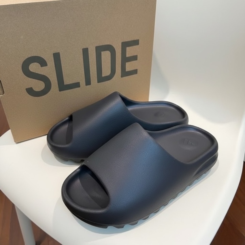 Yeezy Slides Onyx